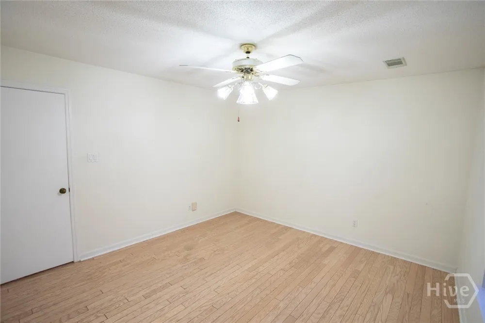 19 Hidden Lake Court Savannah, GA 31419