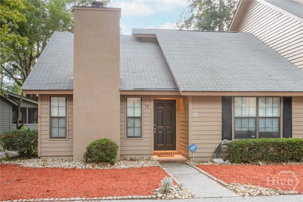 19 Hidden Lake Court Savannah, GA 31419