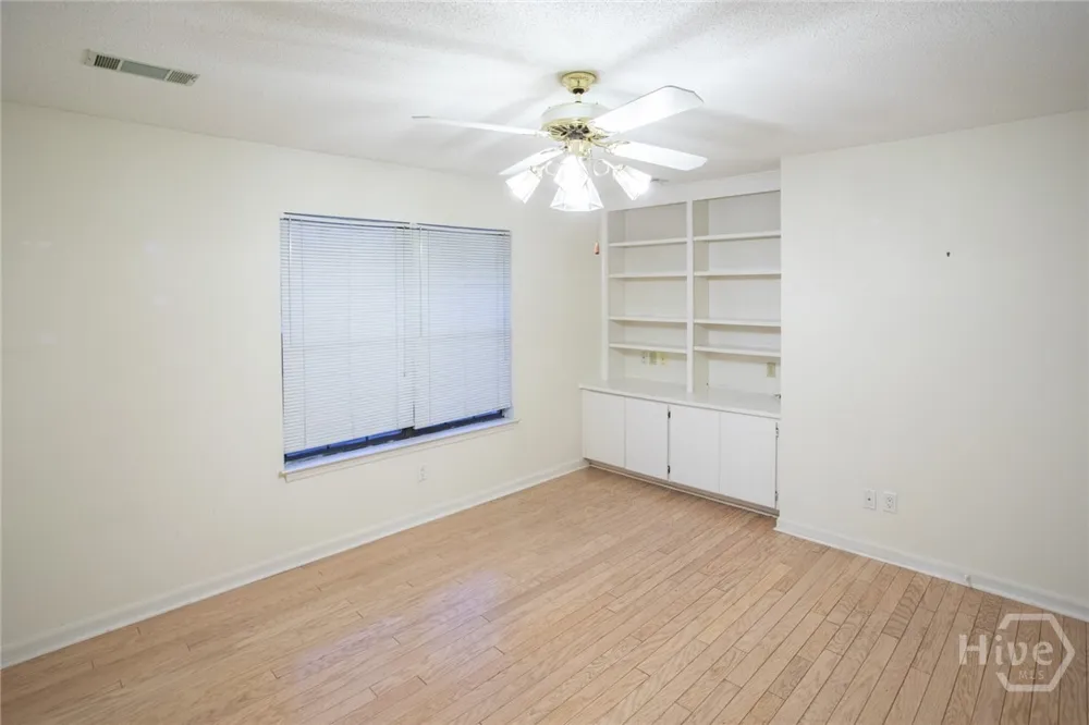 19 Hidden Lake Court Savannah, GA 31419