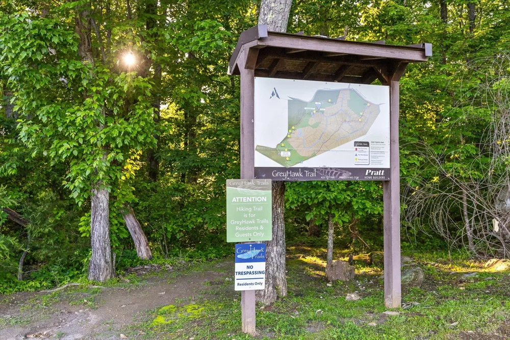 7263 Grey Hawk Trail Signal Mountain, TN 37377