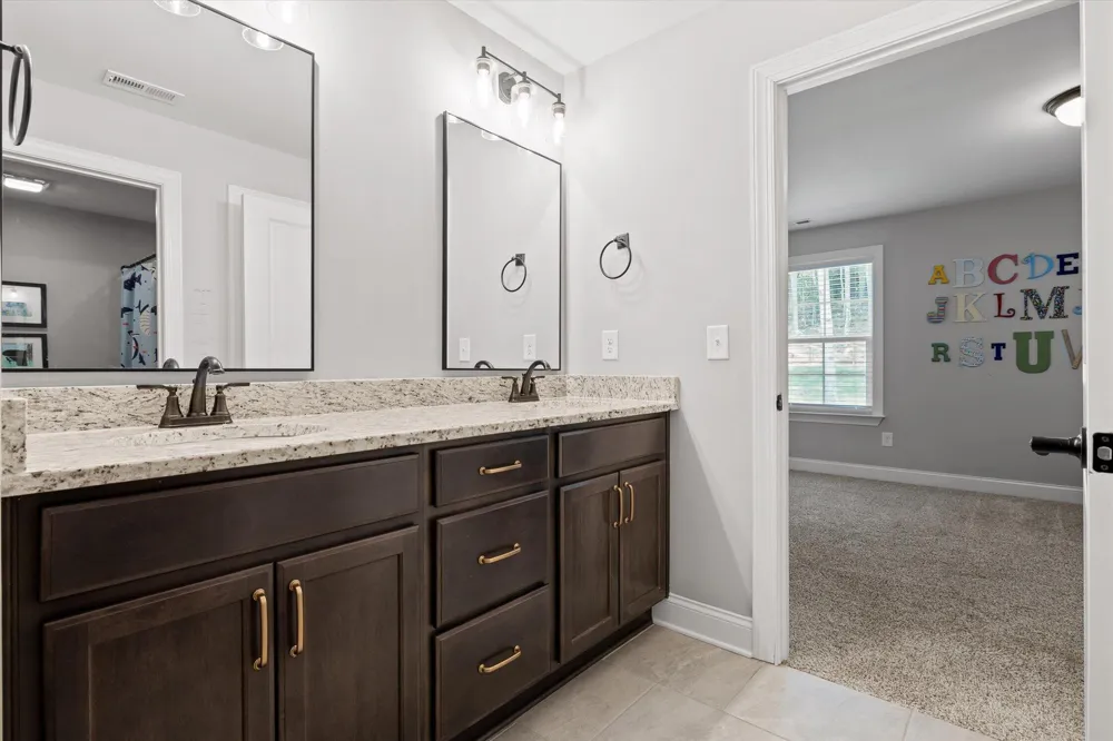 7263 Grey Hawk Trail Signal Mountain, TN 37377
