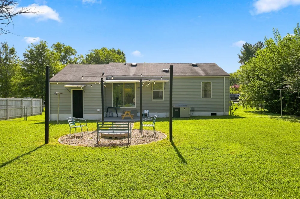2009 Myrtle Avenue Chattanooga, TN 37412
