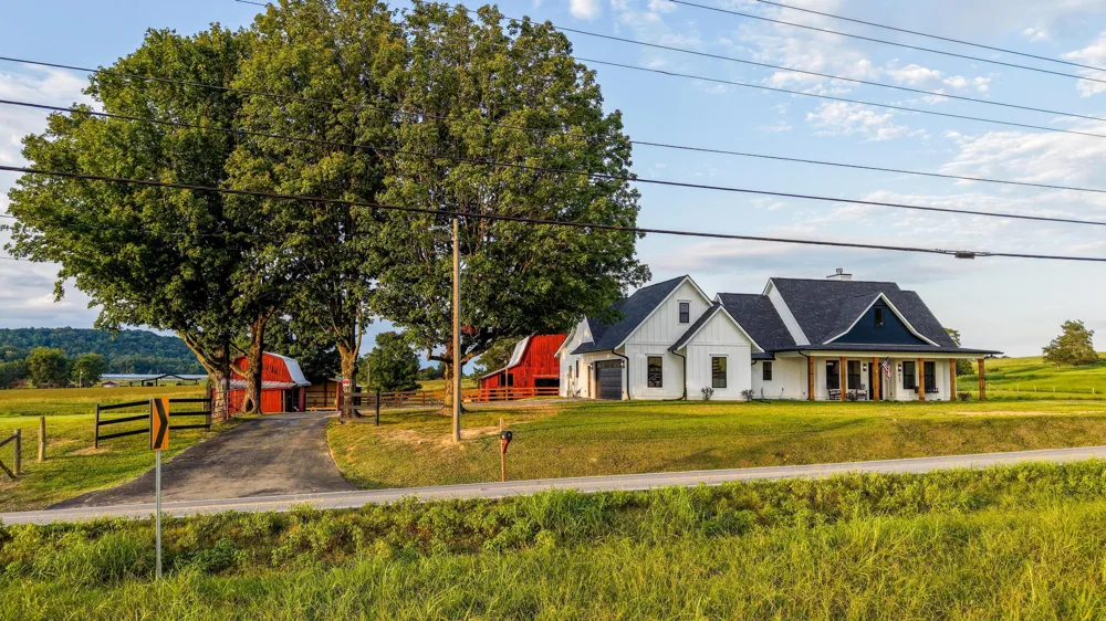 813 Ladd Springs Road SE Cleveland, TN 37323
