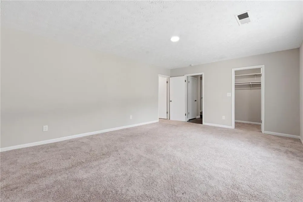 8413 Glenwoods Terrace Riverdale, GA 30274