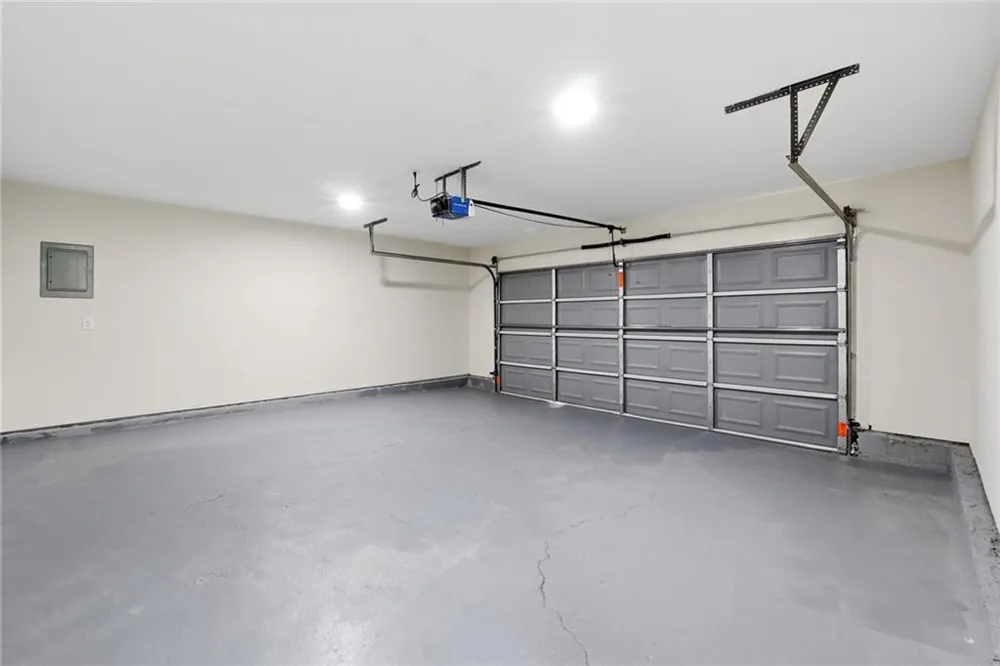 8413 Glenwoods Terrace Riverdale, GA 30274