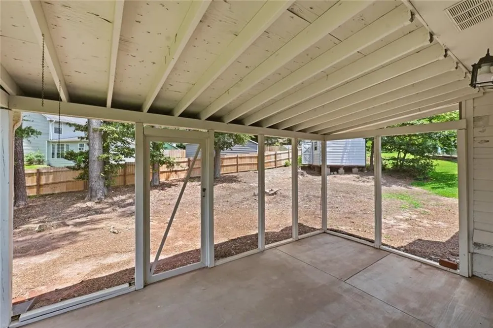 8413 Glenwoods Terrace Riverdale, GA 30274