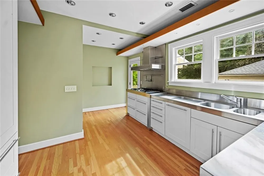 60 26th Street NW Atlanta, GA 30309
