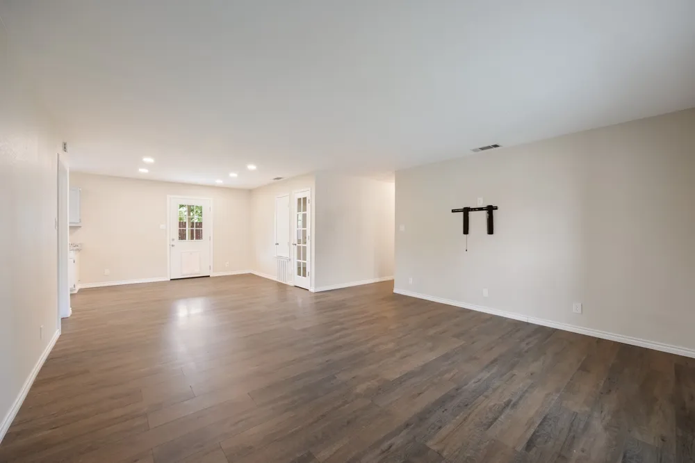 713 Oak Grove Lane Royse City, TX 75189