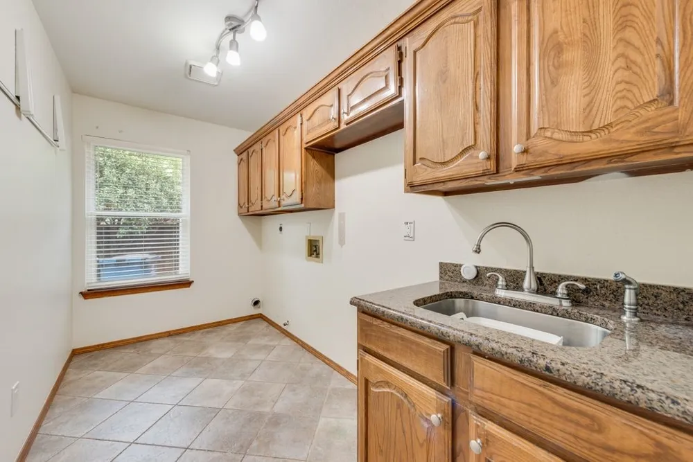 3500 Wolcott Drive Flower Mound, TX 75028