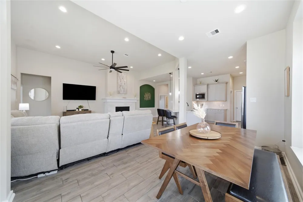 30302 Iris Circle Court Brookshire, TX 77423