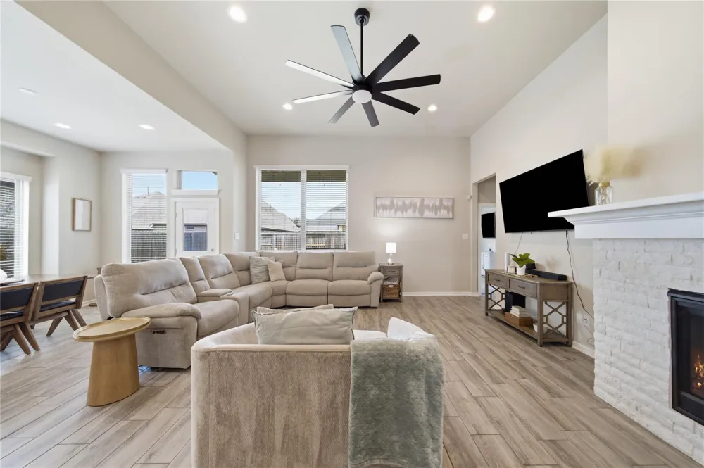 30302 Iris Circle Court Brookshire, TX 77423
