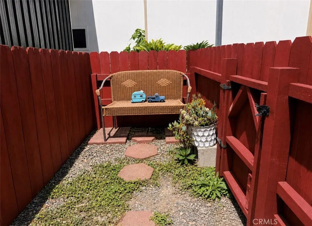 121 Sherri Ln Oceanside, CA 92054