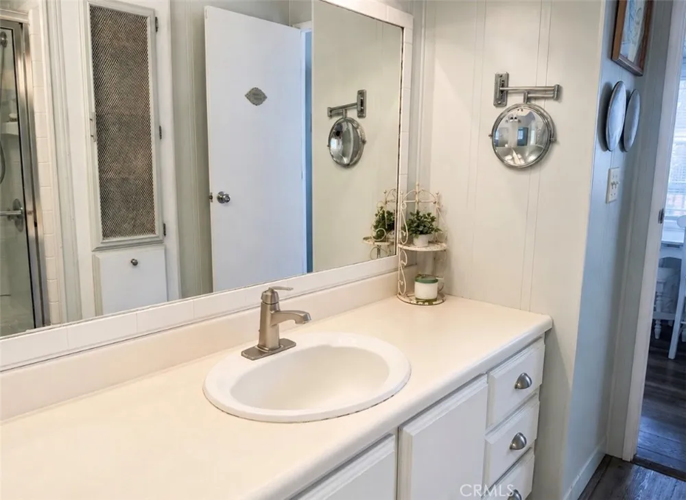 121 Sherri Ln Oceanside, CA 92054