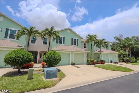 Pine Oak Circle #105