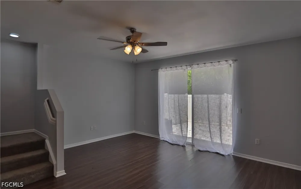 Pine Oak Circle #105 Fort Myers, FL 33916
