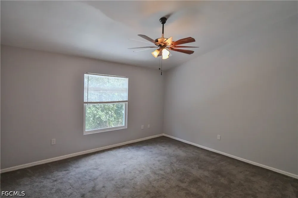 Pine Oak Circle #105 Fort Myers, FL 33916