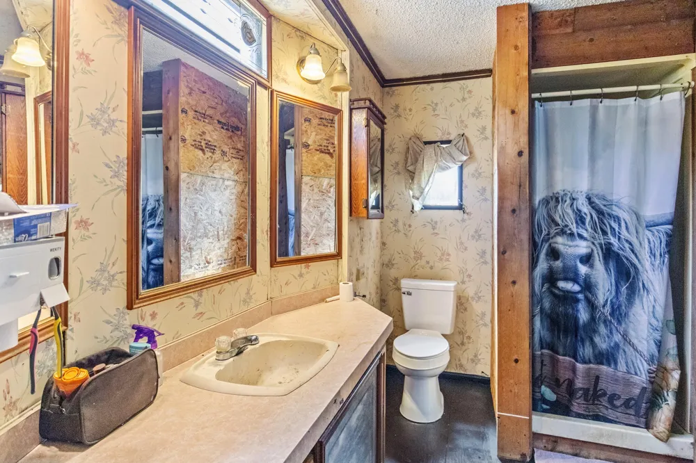 1778 Spruce Street White Cloud, MI 49349