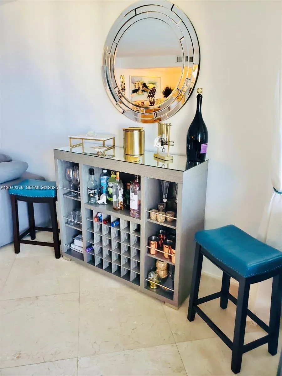 1905 Ocean Blvd #8E Fort Lauderdale, FL 33305