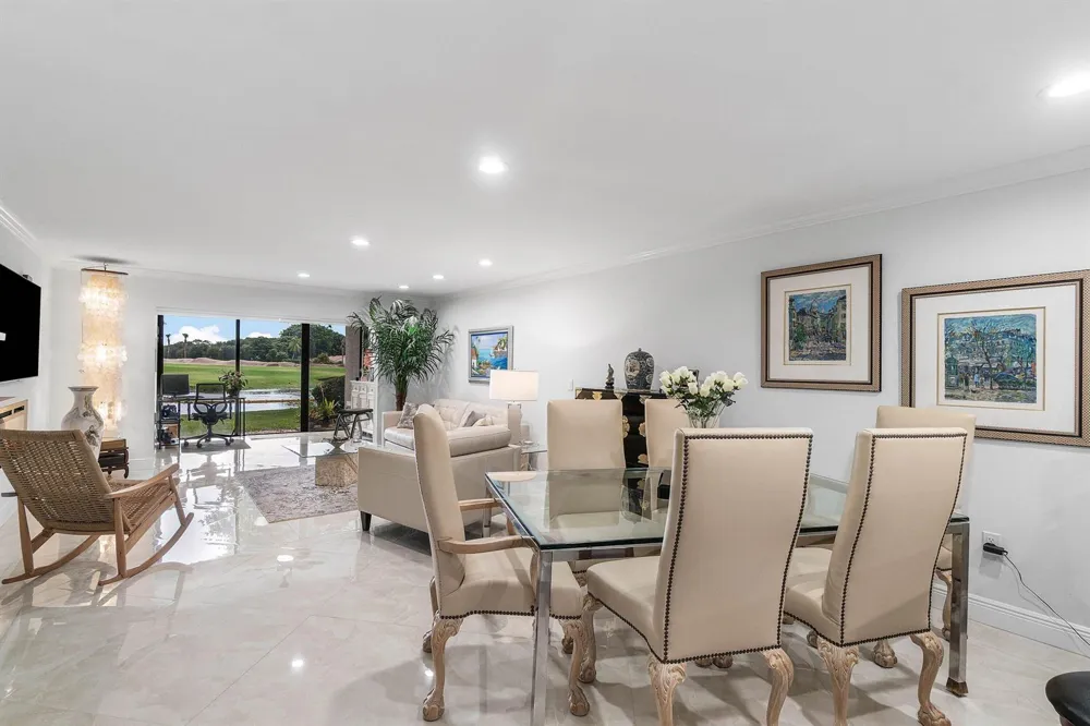 34 STRATFORD LANE W #C Boynton Beach, FL 33436