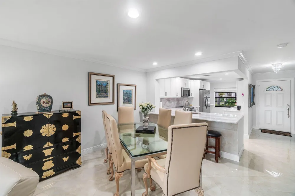 34 STRATFORD LANE W #C Boynton Beach, FL 33436