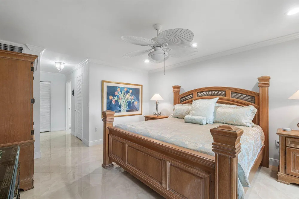 34 STRATFORD LANE W #C Boynton Beach, FL 33436