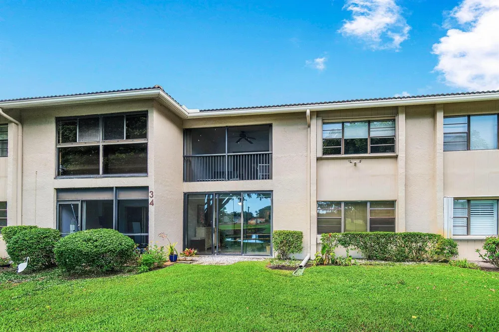34 STRATFORD LANE W #C Boynton Beach, FL 33436
