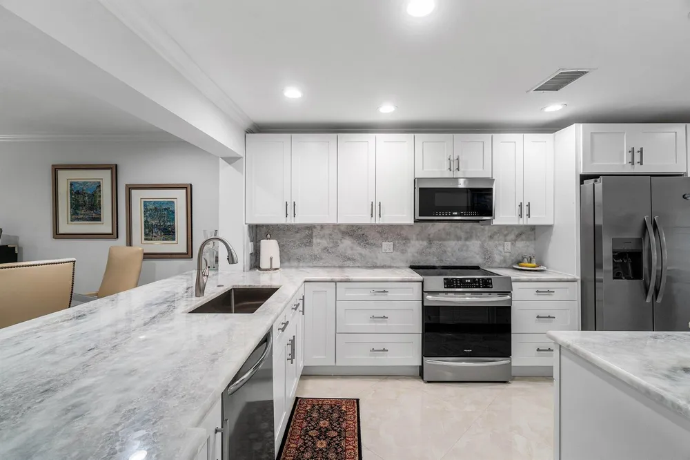 34 STRATFORD LANE W #C Boynton Beach, FL 33436