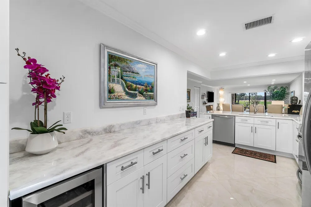 34 STRATFORD LANE W #C Boynton Beach, FL 33436