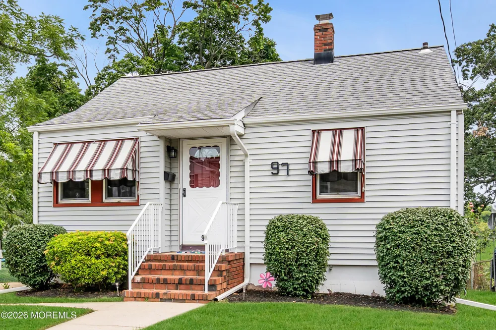 97 High Street Eatontown, NJ 07724