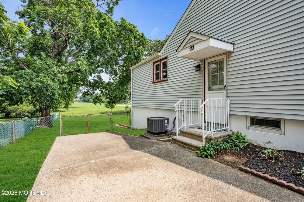 97 High Street Eatontown, NJ 07724