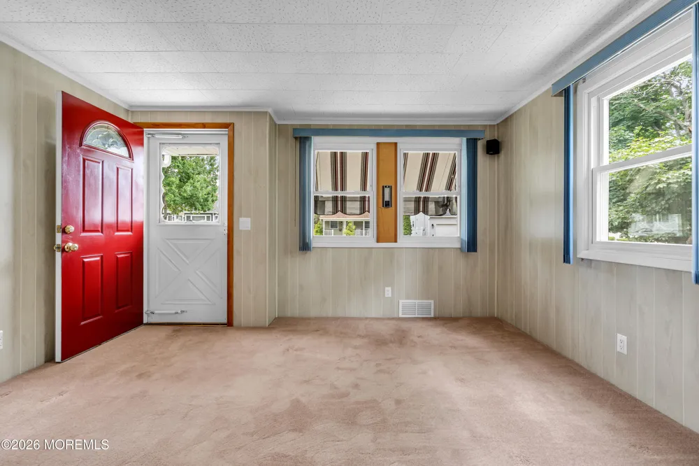 97 High Street Eatontown, NJ 07724