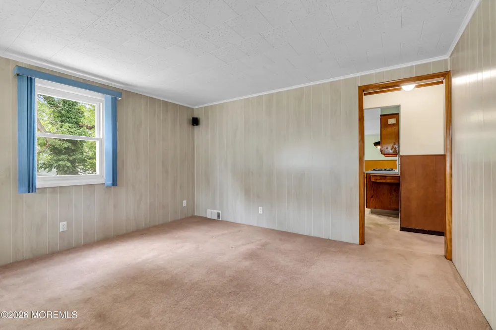 97 High Street Eatontown, NJ 07724