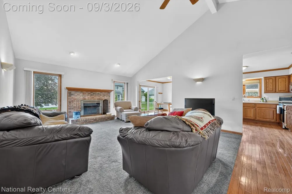 49719 Shenandoah Drive Macomb Township, MI 48044