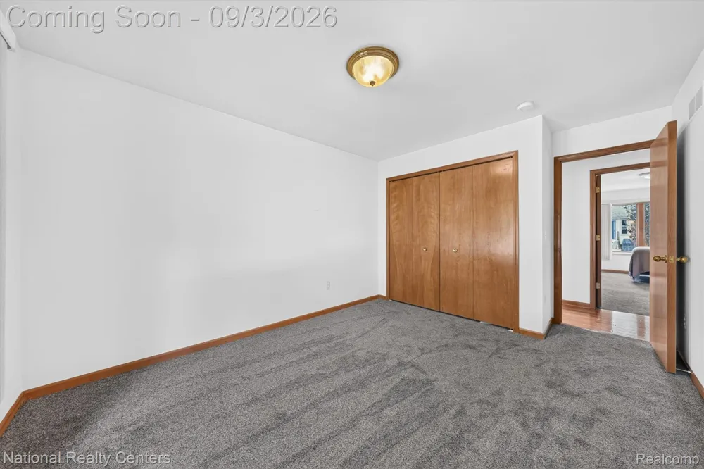 49719 Shenandoah Drive Macomb Township, MI 48044