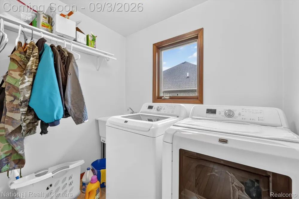 49719 Shenandoah Drive Macomb Township, MI 48044
