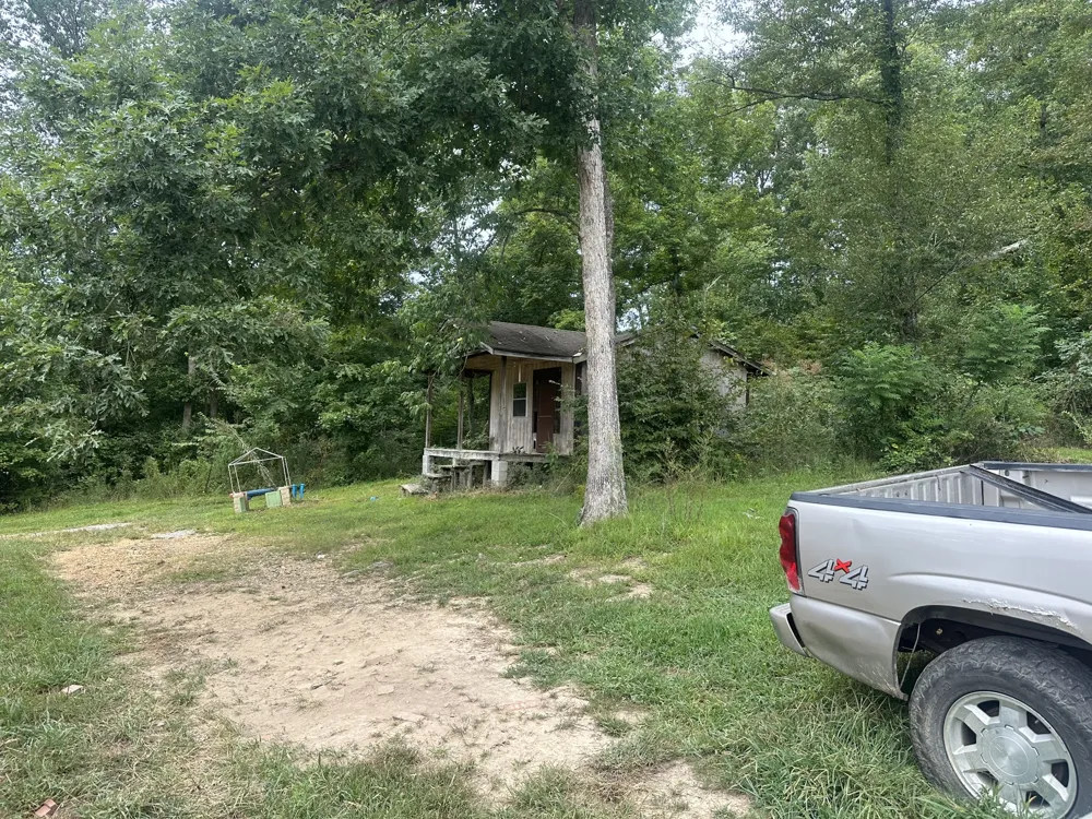 10125 Highway 13 Cumberland City, TN 37050