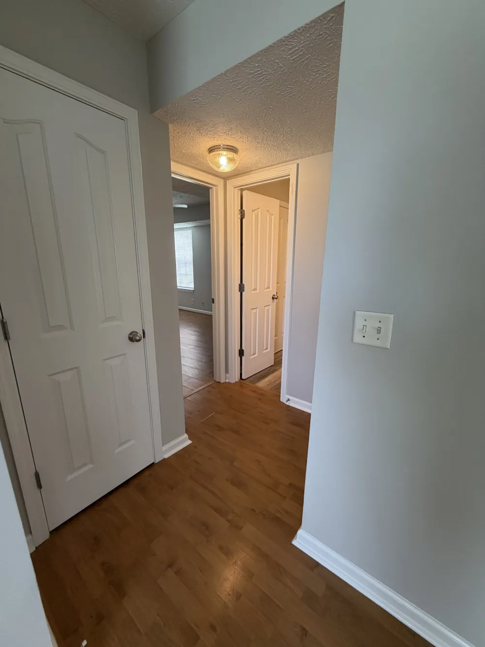 1217 Eastwoods Dr E Murfreesboro, TN 37130