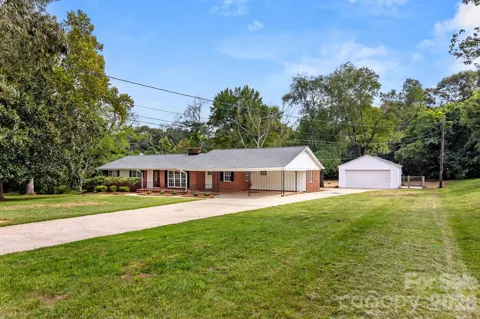 1103 W Elm Street