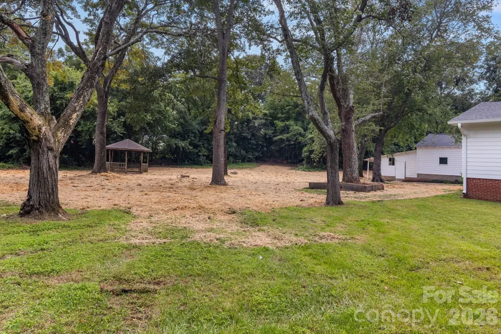 1103 W Elm Street Shelby, NC 28150