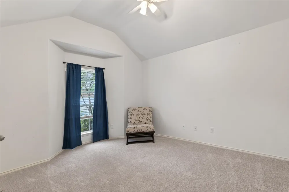 1220 Goldeneye Aubrey, TX 76227