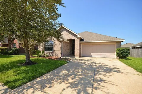 2608 Courtyard Lane