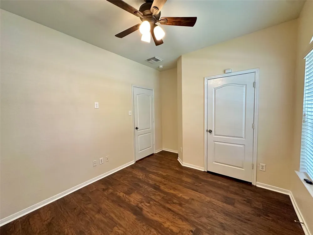 2608 Courtyard Lane Pearland, TX 77584