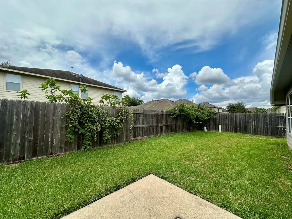 2608 Courtyard Lane Pearland, TX 77584