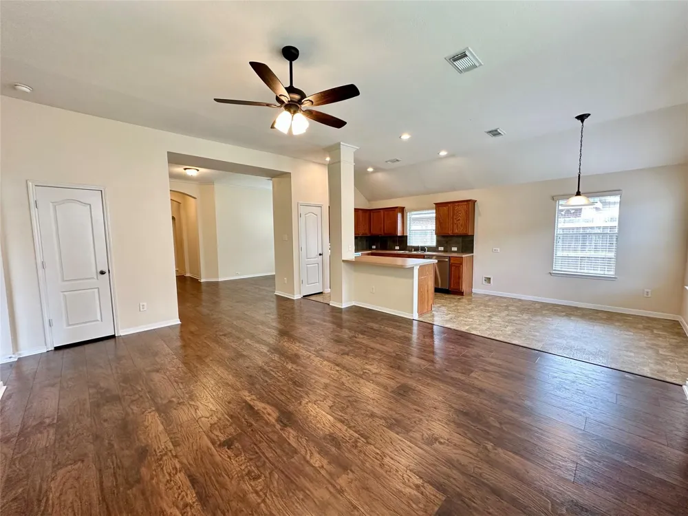 2608 Courtyard Lane Pearland, TX 77584