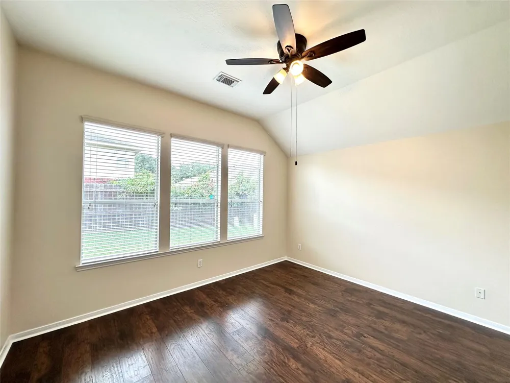 2608 Courtyard Lane Pearland, TX 77584