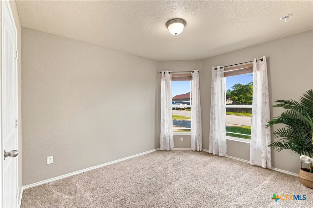 2342 Washington Drive Belton, TX 76513