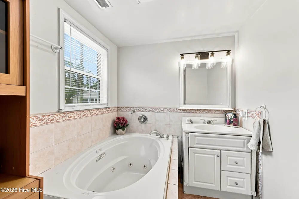 145 Grigsby Street Sea Level, NC 28577