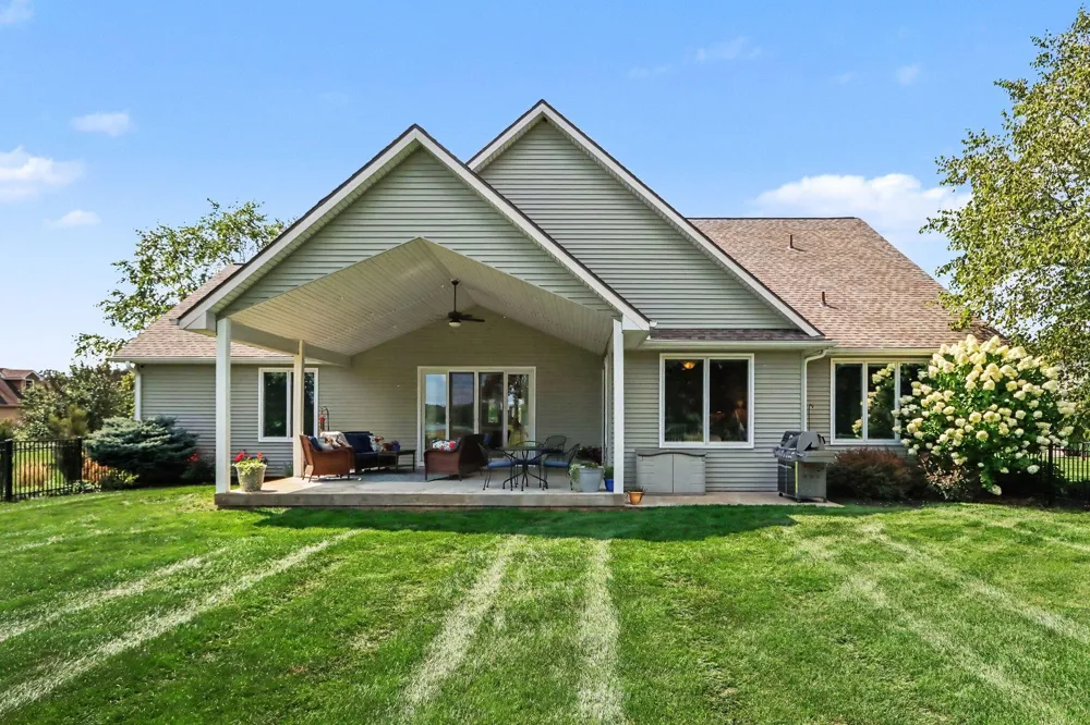 2421 Hickory Ridge Galesburg, MI 49053