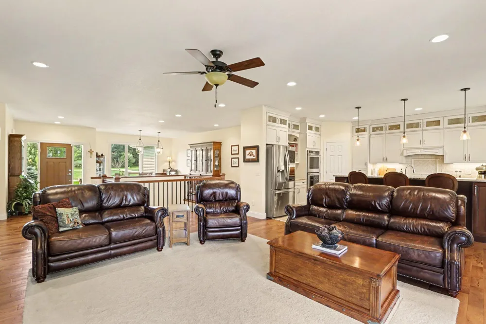 2421 Hickory Ridge Galesburg, MI 49053