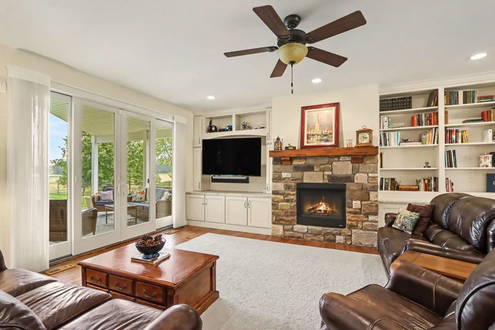 2421 Hickory Ridge Galesburg, MI 49053